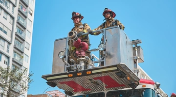 Πυροσβέστες στο Περού