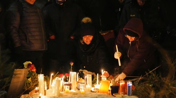 Ολονυχτία για τη δολοφονία του Πρέτι από την ICE