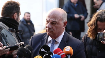 Κώστας Τσιάρας