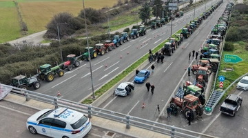 Αγρότες - τρακτέρ