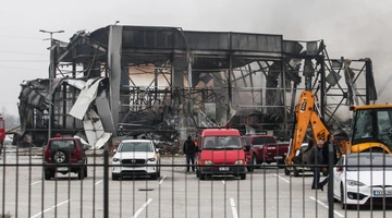 Φωτιά σε μπισκοτοβιομηχανία στα Τρίκαλα 