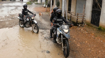 Αστυνομικοί στον Ισημερινό