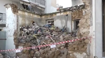 Το οίκημα που κατέρρευσε στον Πειραιά