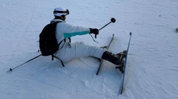 σκιέρ TikTok Μητσοτάκης