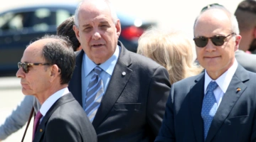  Τέρενς Κουίκ