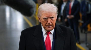 Επίσκεψη Τραμπ στο εργοστάσιο της Ford