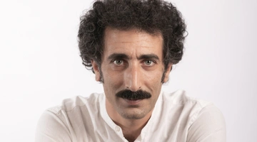 Γιάννης Διονυσίου