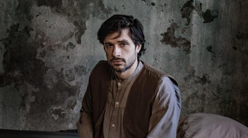 Γιάννης Νιάρρος