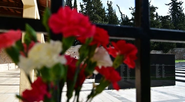 Μνημείο για τους 200 της Καισαριανής