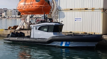 Σκάφος του λιμενικού στη Χίο