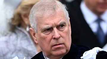 Ο έκπτωτος πρίγκιπας της Βρετανίας, Άντριου