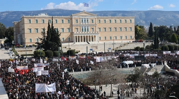 Σύνταγμα συλλαλητήριο για την τραγωδία των Τεμπών