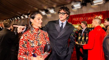 Ο Τζέικομπ Ελόρντι με τη μητέρα του, Μελίντα