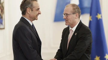 Συνάντηση του Κυριάκου Μητσοτάκη με τον Hans Kluge