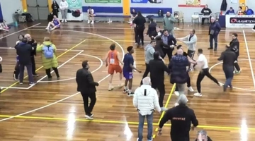 αμυντας ανορθωση επεισοδια