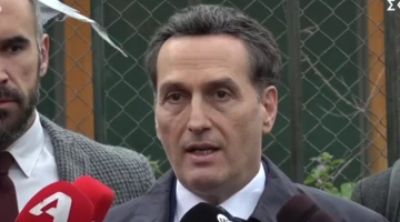 Μιχάλης Δημητρακόπουλος, δικηγόρος του Γιώργου Τσαγκαράκη