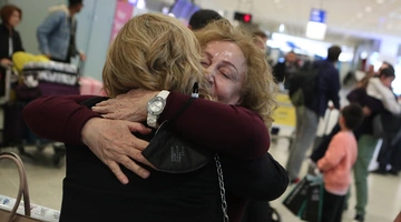 Επαναπατρισθέντες στο «Ελευθέριος Βενιζέλος»