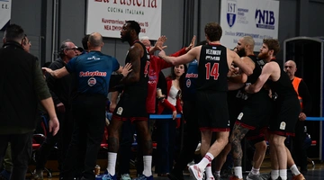 Ολυμπιακός Πανιώνιος αποβολή φουρνιέ