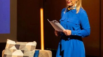 Χρυσούλα Κουμουνδούρου