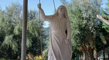 κυρά-της-Ρω-αγαλμα