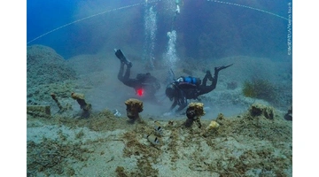 Ανασκαφές στο ναυάγιο του Μέντωρ