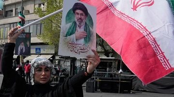 Υποστηρίκτρια του Μοτζτάμπα Χαμενεΐ