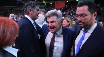 Νικόλας Φαραντούρης