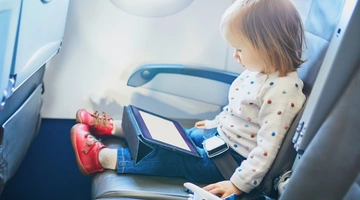 Παιδί με tablet