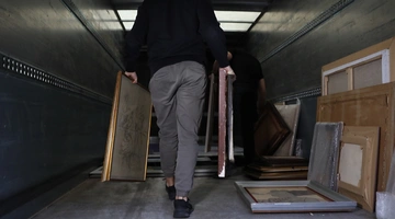 Έφοδος και κατάσχεση έργων στην γκαλερί «Τσαγκαράκης»