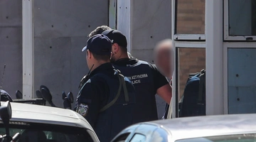 Στην Ευελπίδων ο 89χρονος που πυροβόλησε σε ΕΦΚΑ και Εφετείο