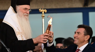 Υποδοχή του Αγίου Φωτός στο Αεροδρόμιο Ελ.Βενιζέλος