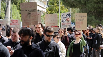Συγκέντρωση φοιτητών έξω από τη Σύνοδο Πρυτάνεων