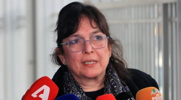 Ελένη Βασάρα