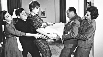 Ταινίες στην τηλεόραση σήμερα Τρίτη 28 Απριλίου