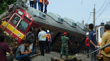 Σιδηροδρομικό δυστύχημα στην Ινδονησία