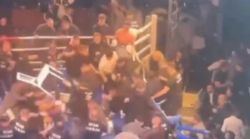 Ξύλο εκτός ρινγκ σε αγώνα πυγμαχίας στην Τουρκία