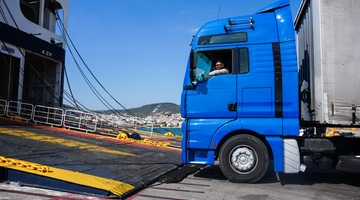 Λύθηκε το μπλόκο ων κτηνοτρόφων στο λιμάνι της Λέσβου