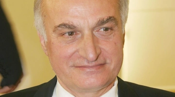 Μανώλης Μαυρομμάτης