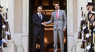 Συνάντηση Μητσοτάκη με τον εμίρη του Κατάρ