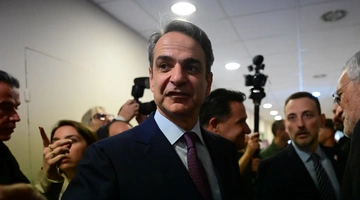 Ο Κυριάκος Μητσοτάκης στο νοσοκομείο «Μεταξά»