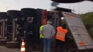 Ανατροπή νταλίκας