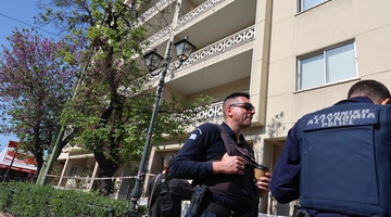 Νεκρή 51χρονη που έπεσε από τον 2ο όροφο στο υπουργείο Τουρισμού