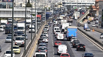 κίνηση στους δρόμους