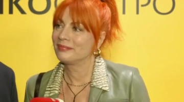 Σμαράγδα Καρύδη