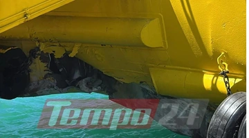 Πλοίο προσέκρουσε στον μόλο της Ζακύνθου