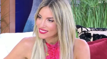 Αθηνά Οικονομάκου