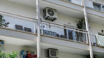 Καλαμάτα Το διαμέρισμα όπου έγινε η γυναικοκτονία