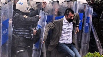 τουρκια οζελ chp αστυνομια