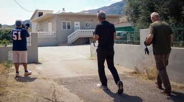 Το σπίτι της φερόμενης γυναικοκτονίας στα Χανιά
