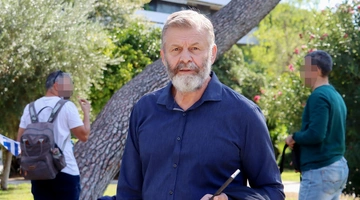 Απόστολος Γκλέτσος